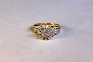 pietra zirconia cubica anello