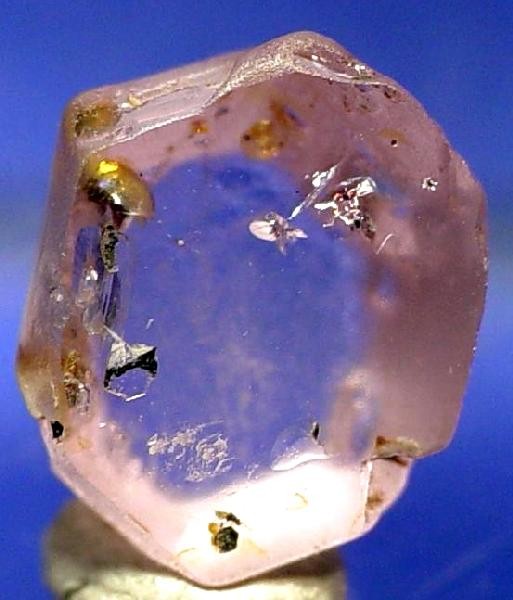 Taaffeite una delle gemme più rare e preziose al mondo